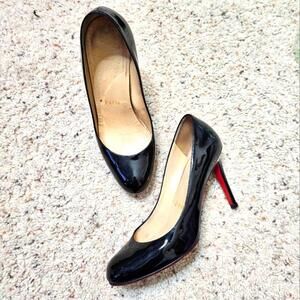 Christian Louboutin Black Patent Leather Round Toe Heels Sz. 35.5